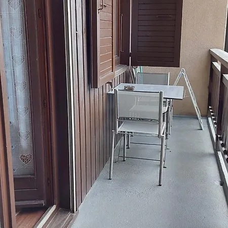 Cosy Avec Balcon Et Parking A Chamonix, Proche Centre-ville - Fr-1-517-70 * Chamonix